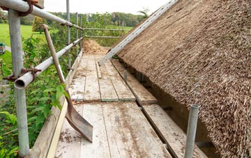 advantages of Wimborne St Giles thatch roofing